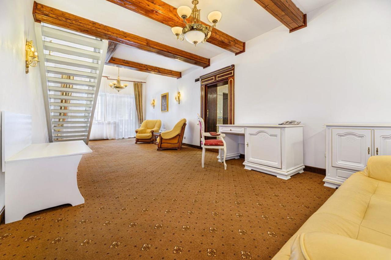 Vila Miorita Poiana Brasov Luaran gambar